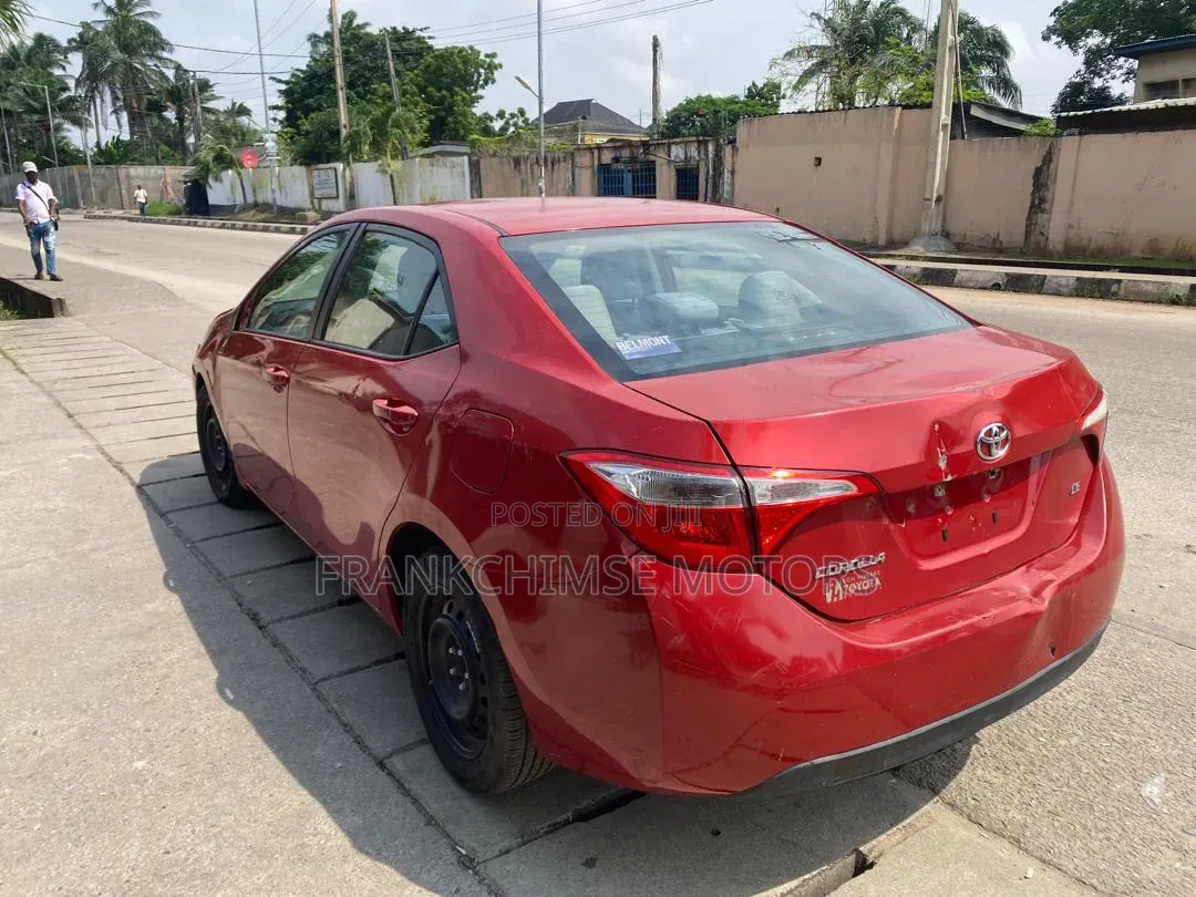 Toyota Corolla 2014 Maroon