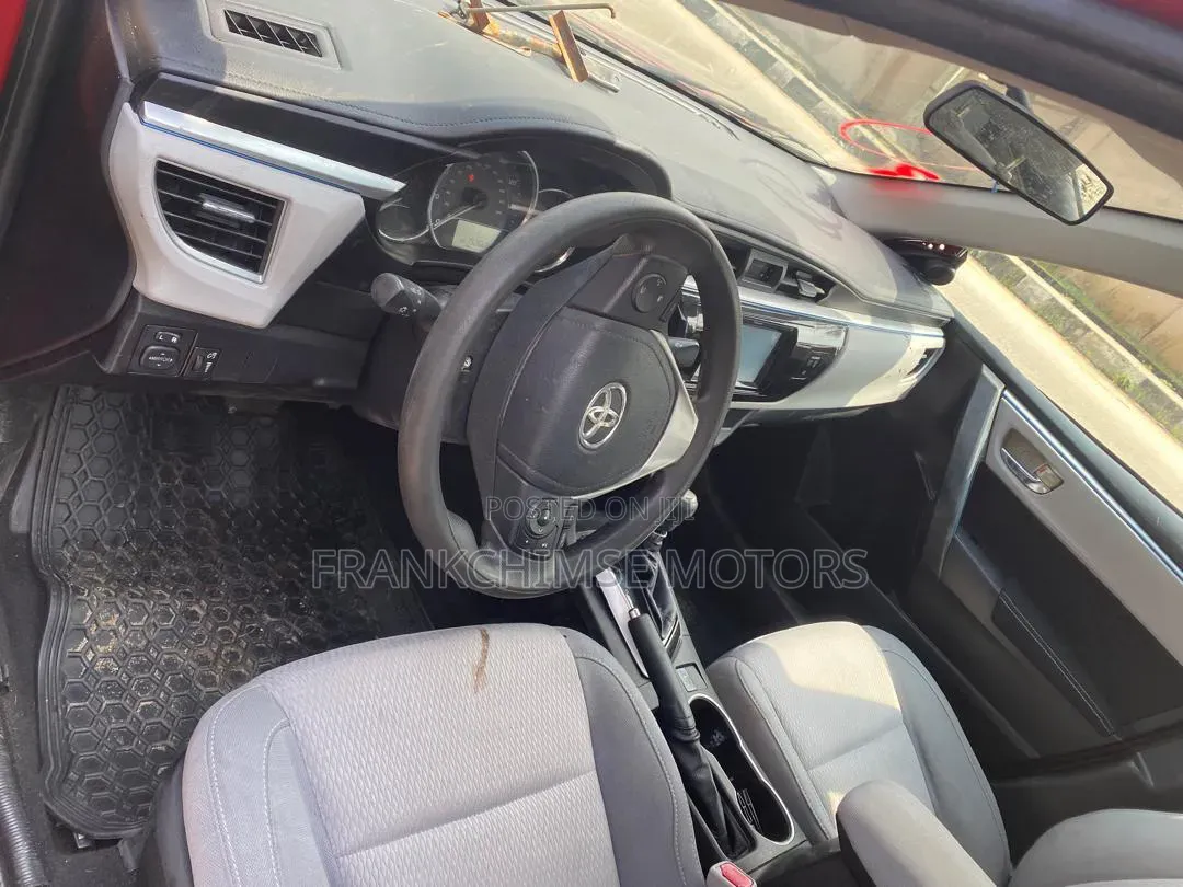 Toyota Corolla 2014 Maroon