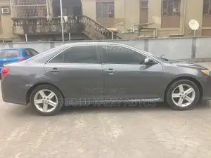 Toyota Camry 2014 Gray