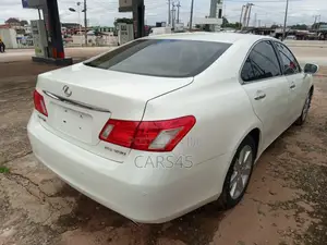 Lexus ES 2009 White