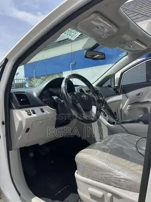 Toyota Venza 2015 White