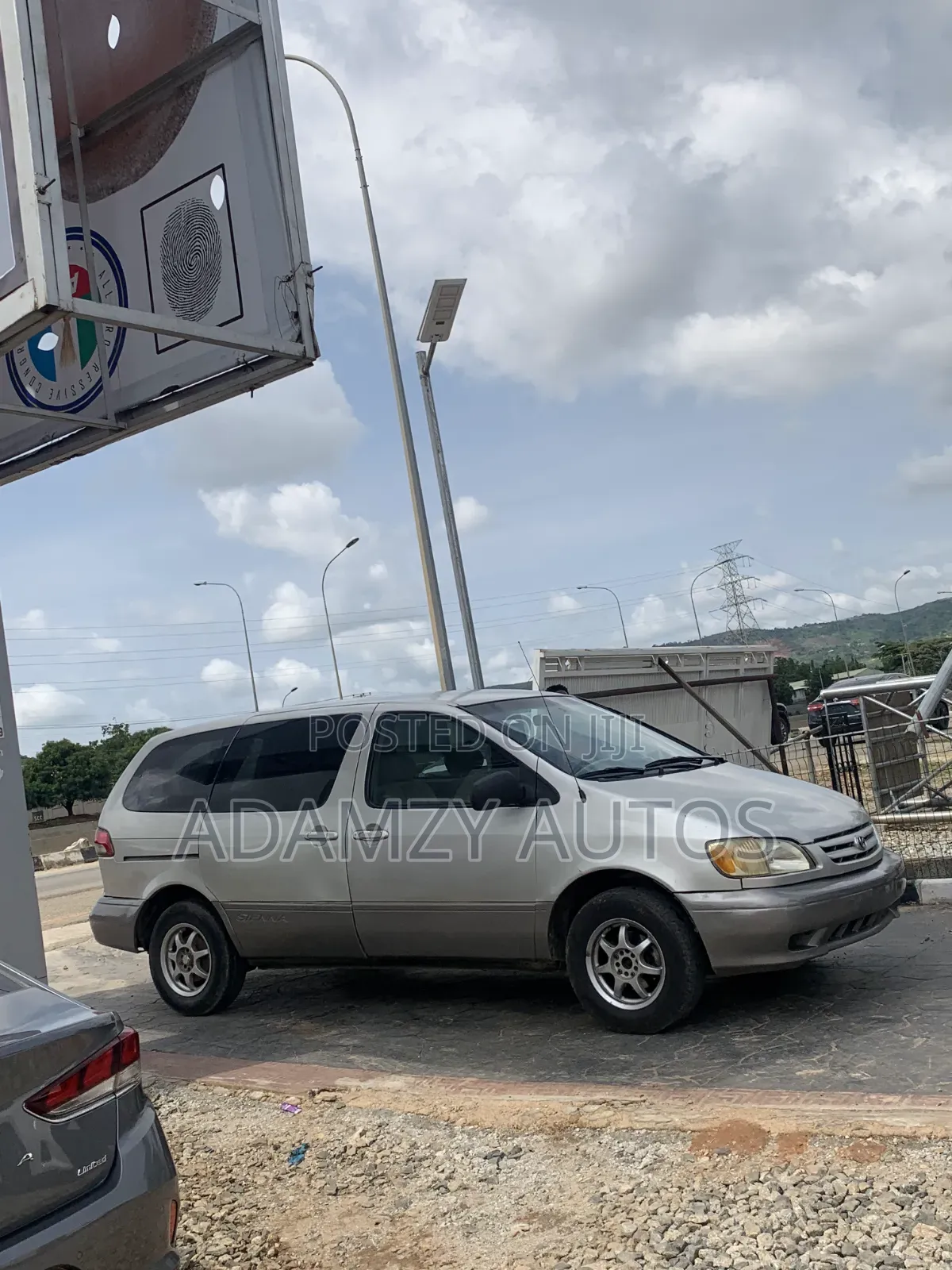 Toyota Sienna 2003 Silver