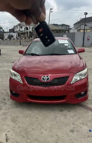 Toyota Camry 2010 Red