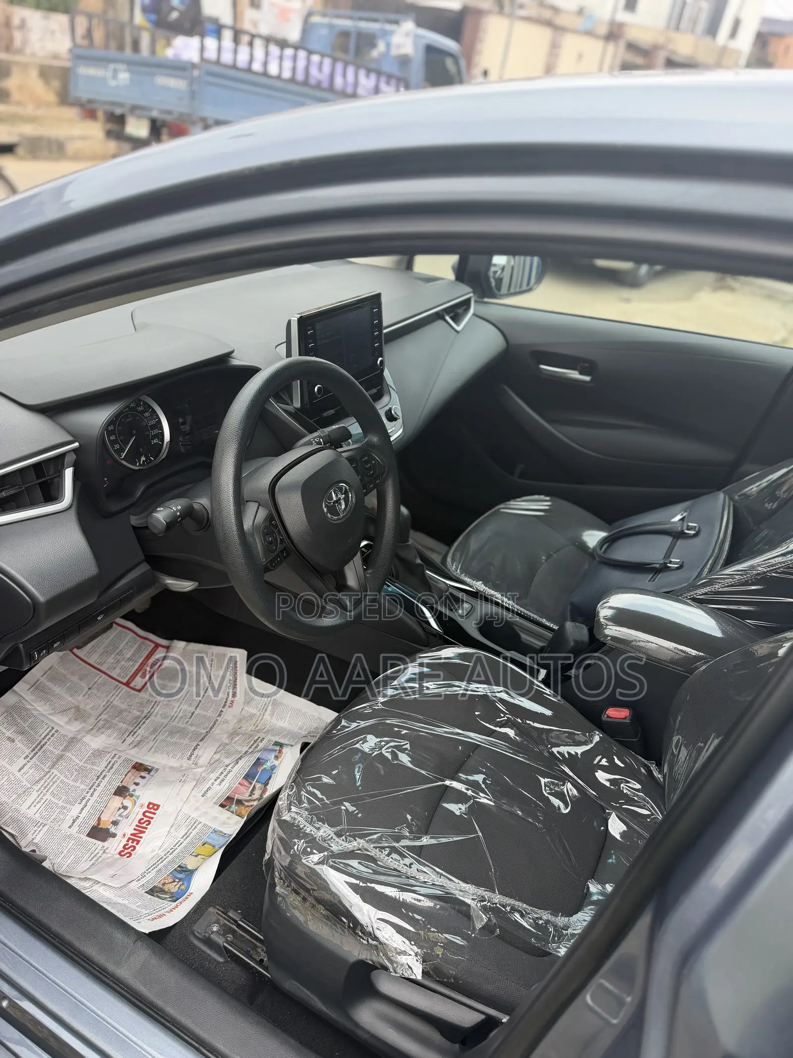 Toyota Corolla LE 2020 Gray