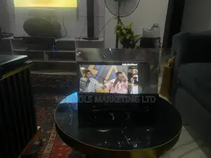 Phone Screen Magnifier With Bluetooth Speaker and Inbuilt Battery