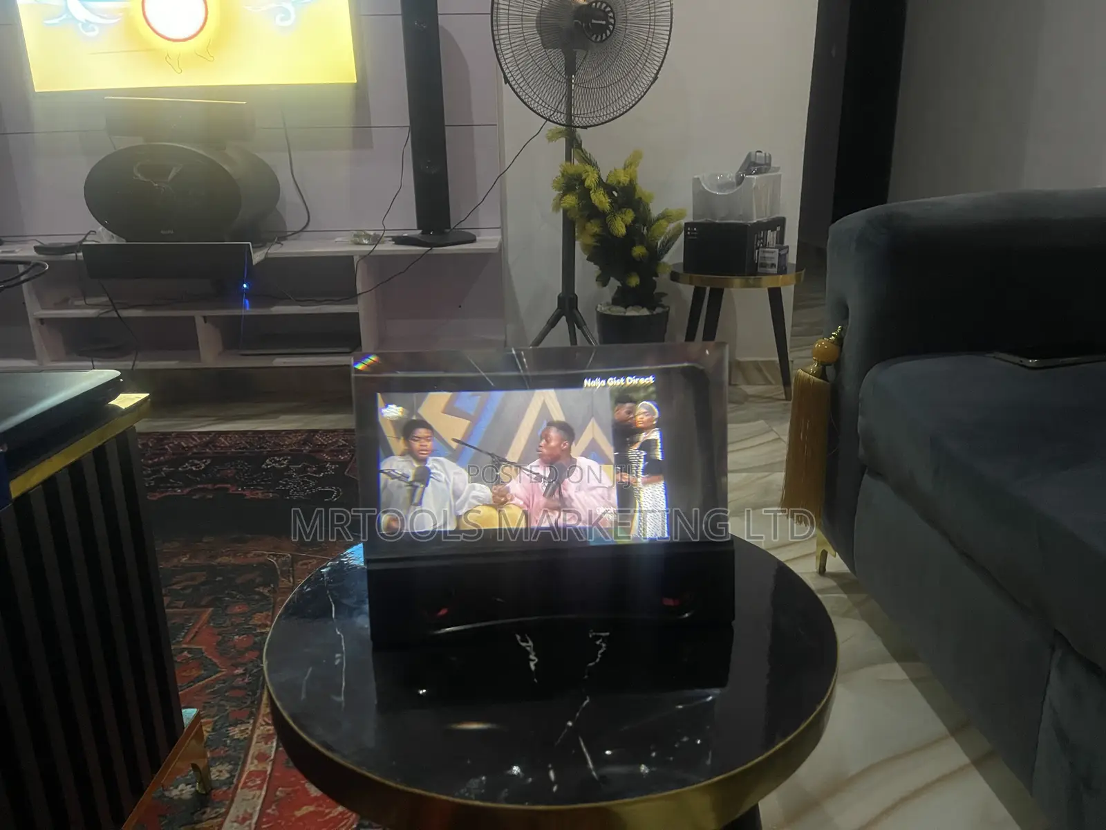 Phone Screen Magnifier With Bluetooth Speaker and Inbuilt Battery