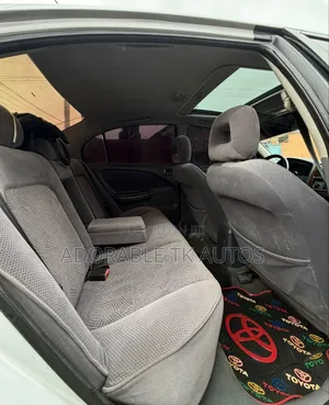 Toyota Avensis 2005 Silver