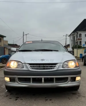 Toyota Avensis 2005 Silver