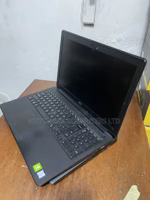 Laptop Dell Latitude 3500 16GB Intel Core i7 SSD 512GB