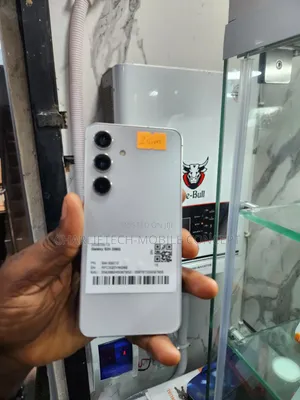 Samsung Galaxy S24 256 GB Silver