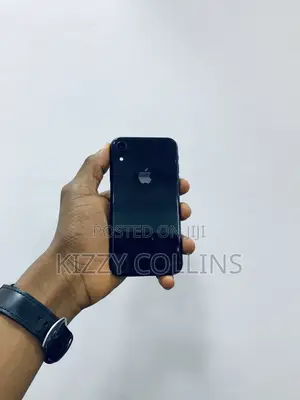 Apple iPhone XR 64 GB Black