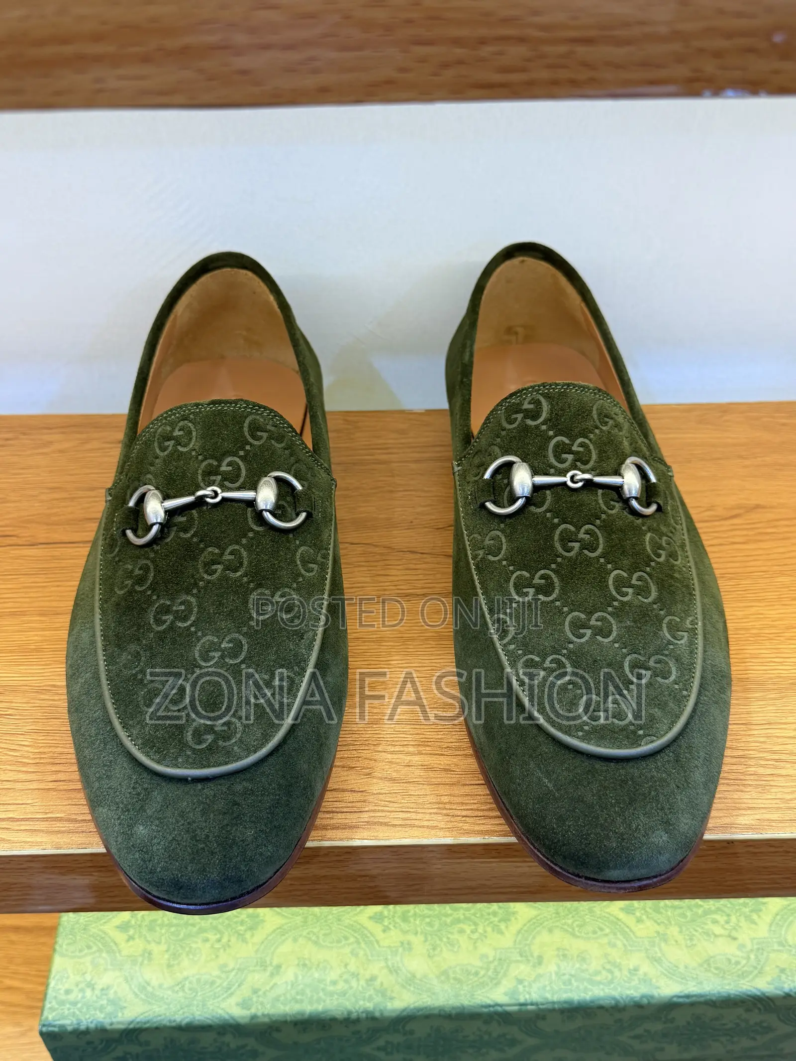 Gucci Cooperate Shoe