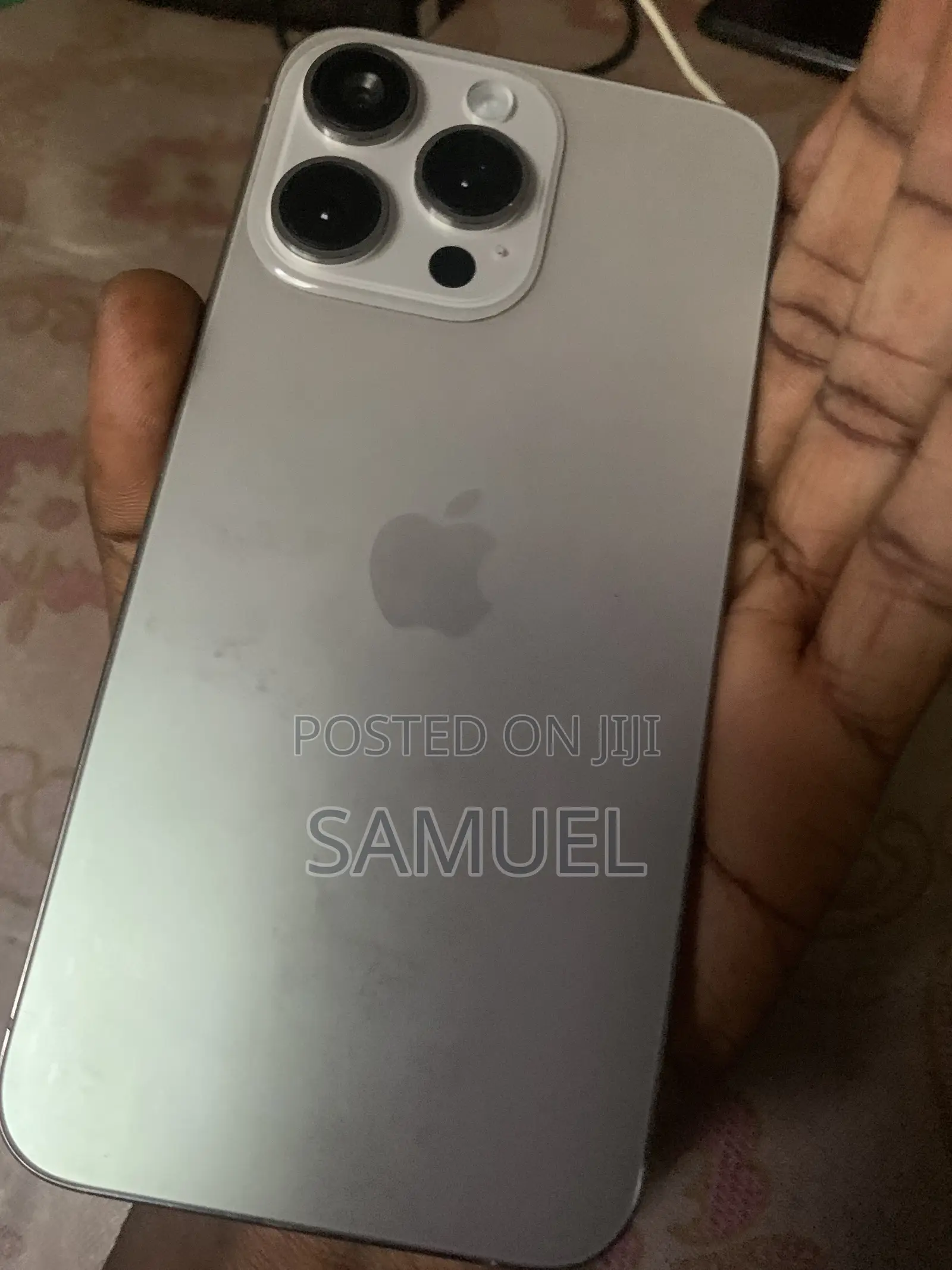 Apple iPhone 15 Pro Max 1 TB Silver