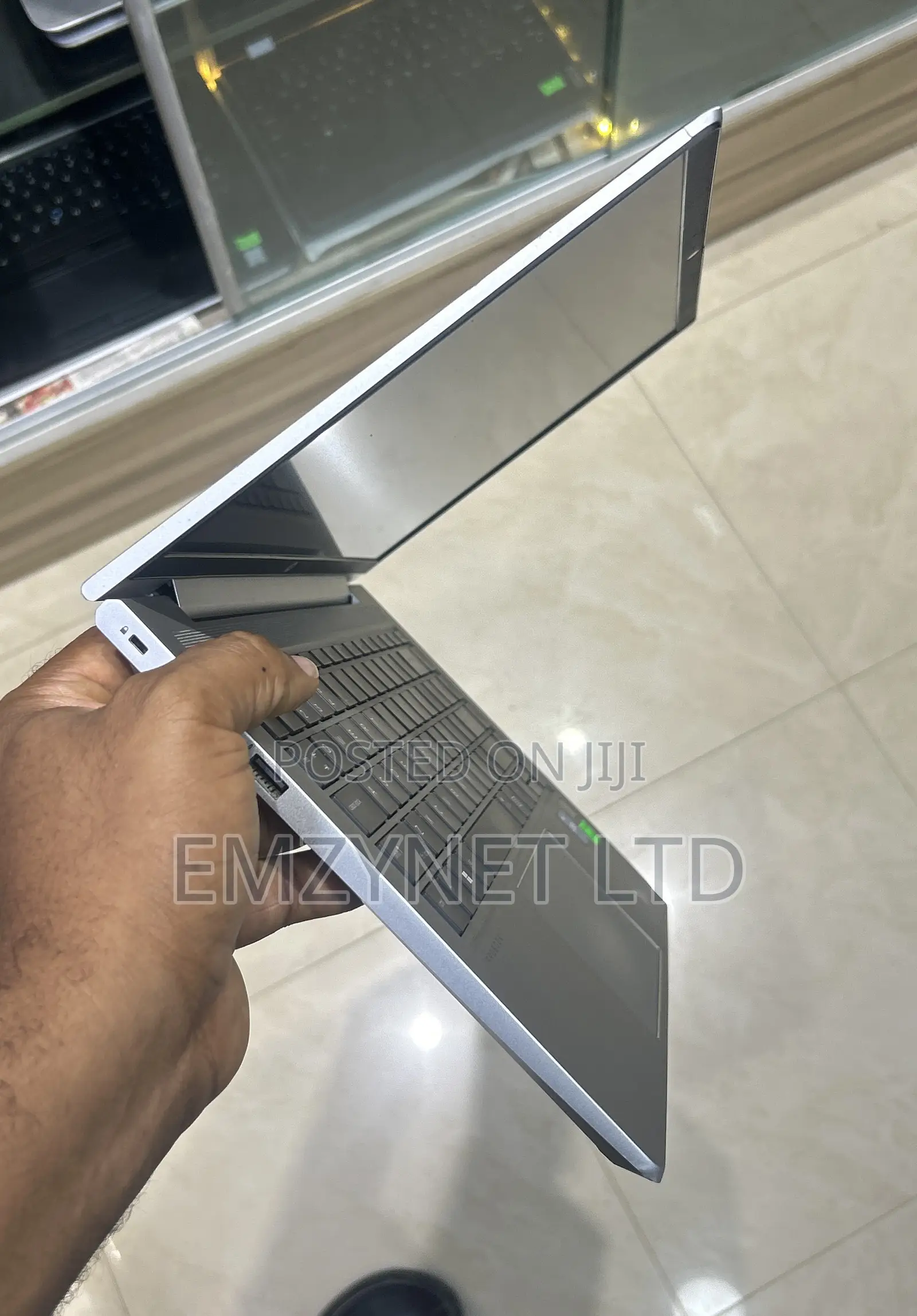 Laptop HP ProBook 440 G10 16GB Intel Core i5 SSD 512GB