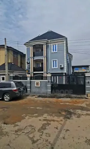 2bdrm Block of Flats in Good Location, Oregun for sale