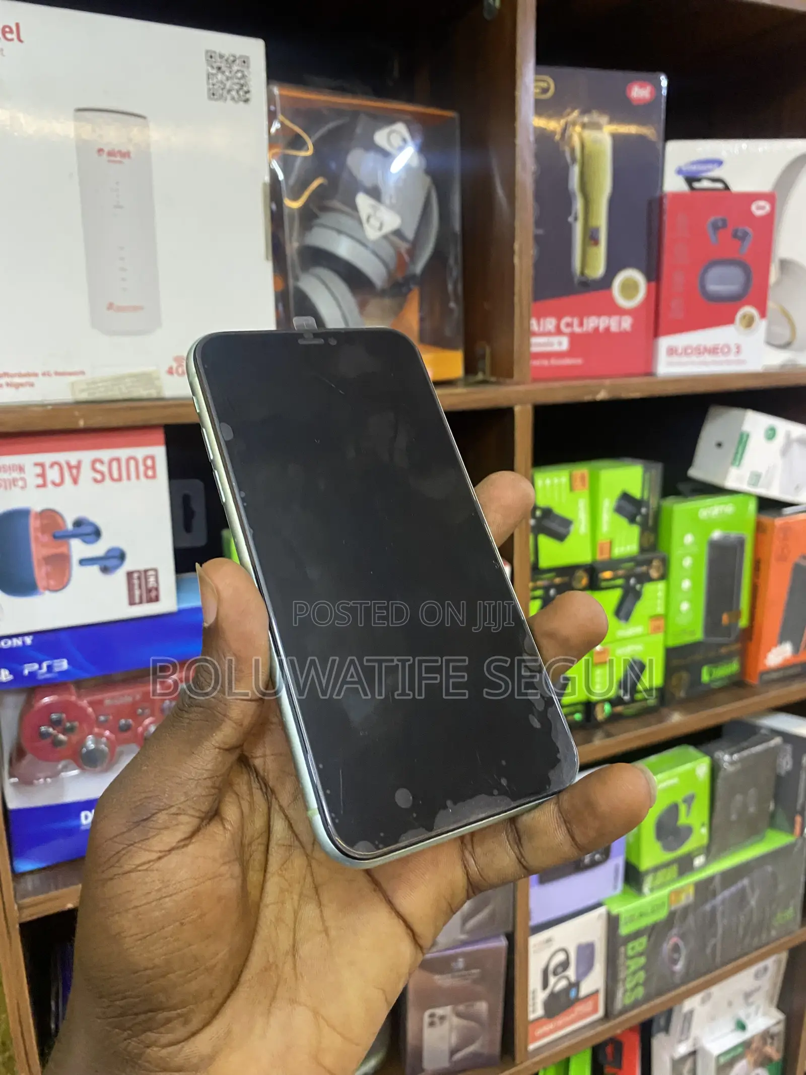 Apple iPhone 11 64 GB Green