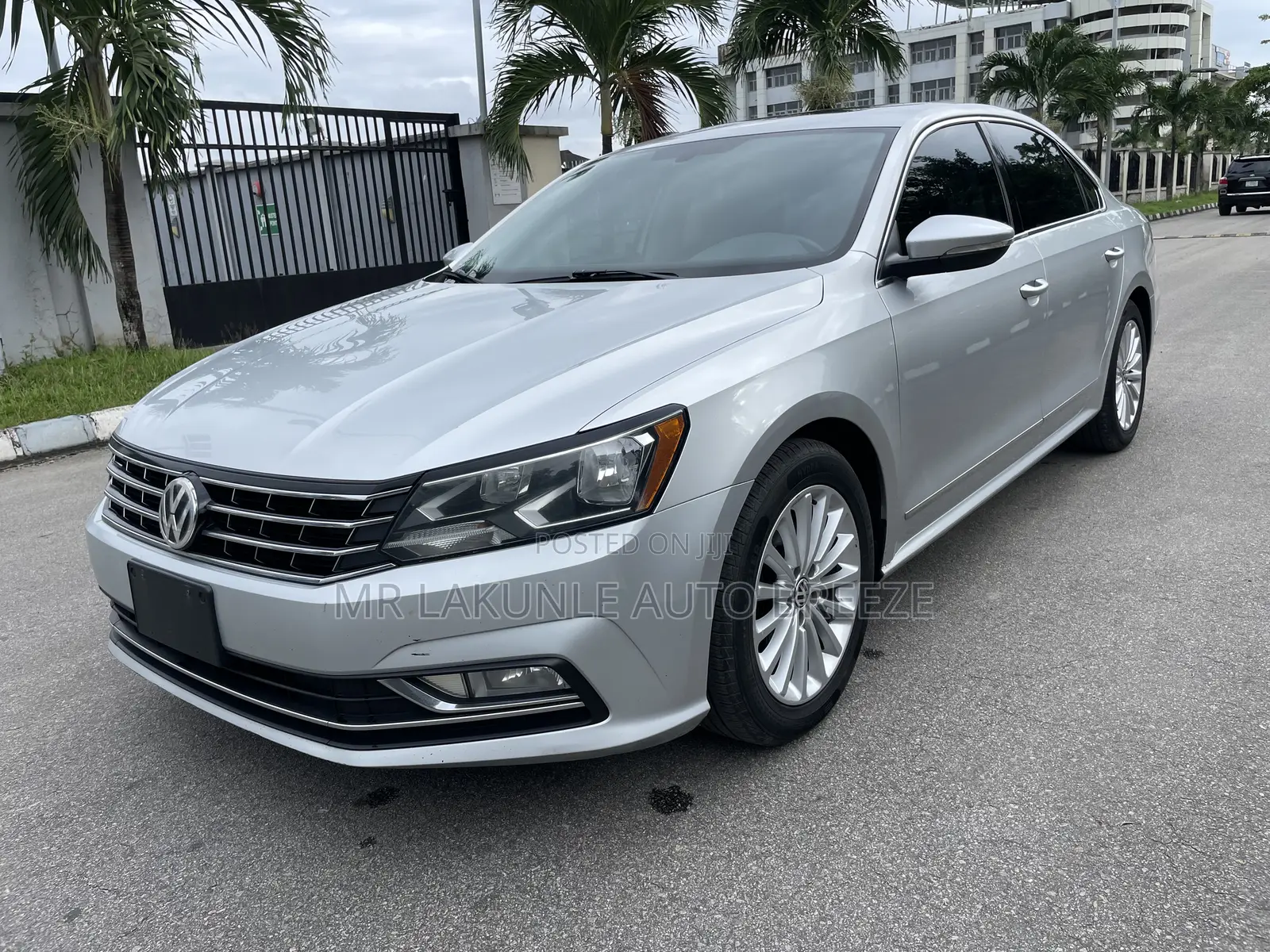 Volkswagen Passat 2016 Silver