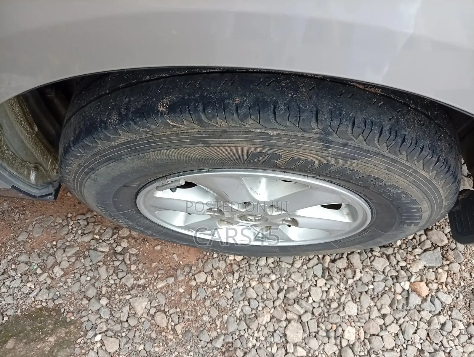 Toyota Harrier 2011 Silver