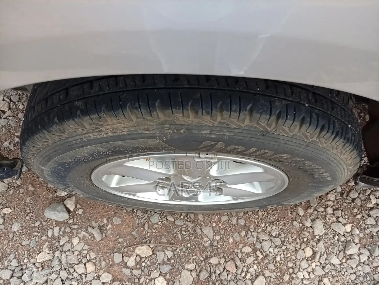 Toyota Harrier 2011 Silver