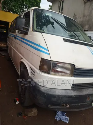 Volkswagen Transporter 2000 White