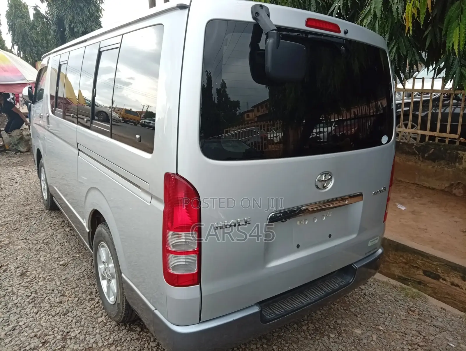 Toyota Harrier 2011 Silver