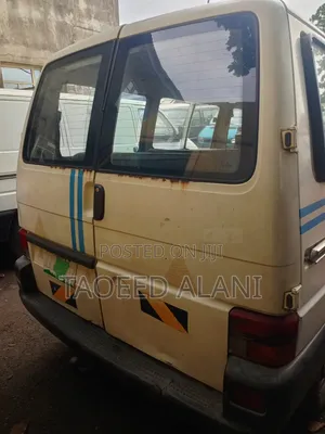 Volkswagen Transporter 2000 White