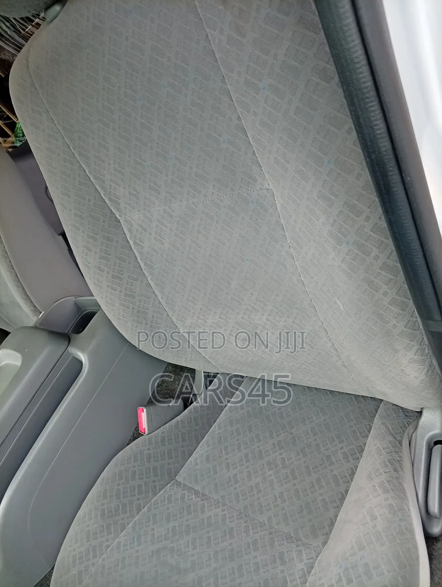Toyota Harrier 2011 Silver