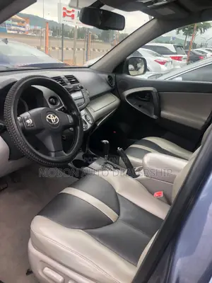 Toyota RAV4 2012 Blue