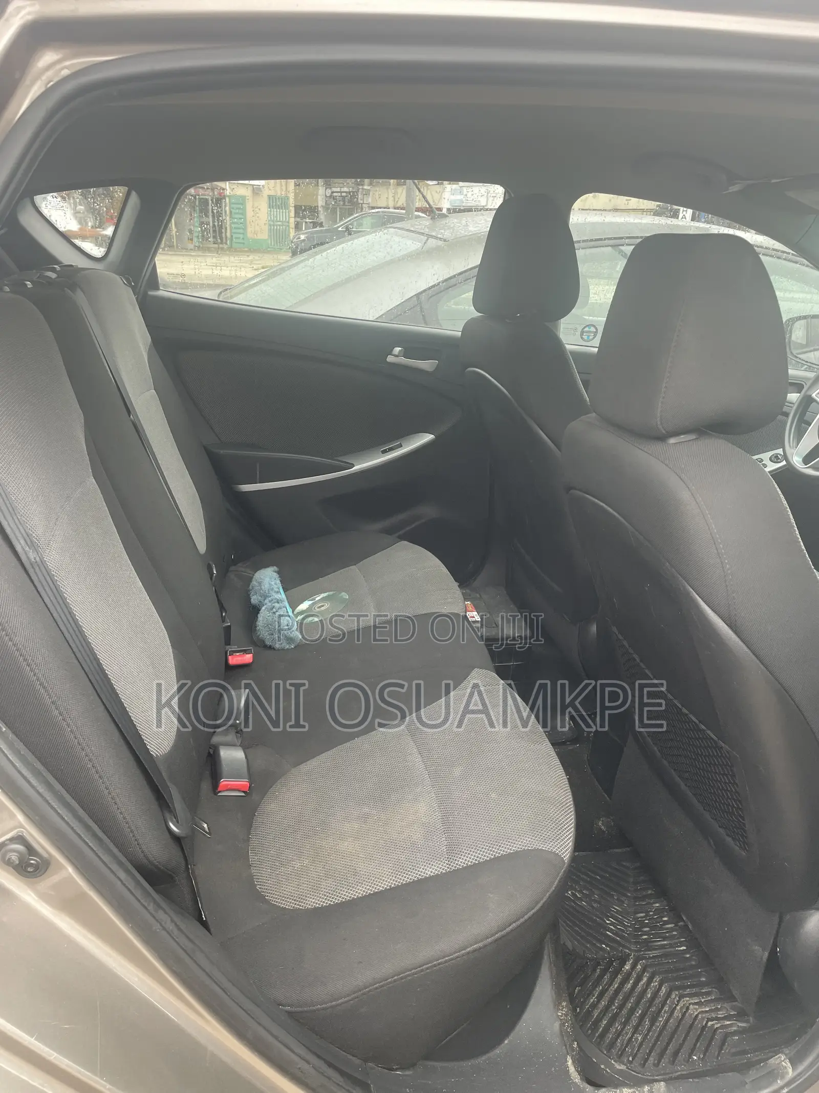 Hyundai Accent 2012 Brown