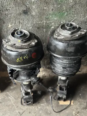 Mercedes Benz E350 W212 Front Air Suspension Balloon