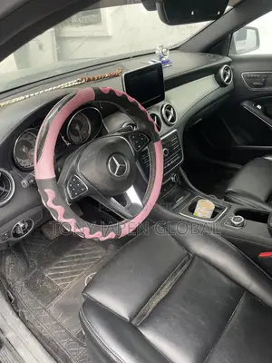 Mercedes-Benz GLA 250 2017 Black