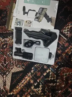Video Making Kit With Led Flash Light and Mic