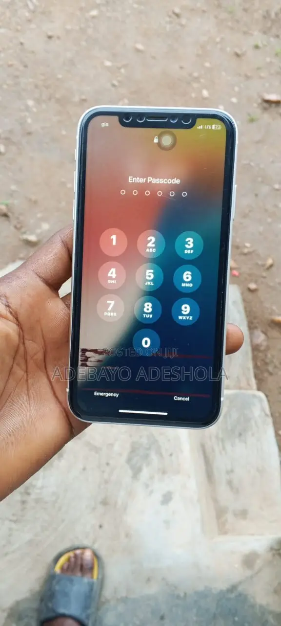 Apple iPhone 11 64 GB White