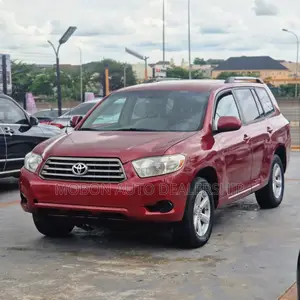 Toyota Highlander SE 2010 Maroon