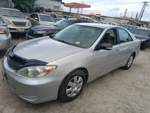 Toyota Camry 2004 Silver