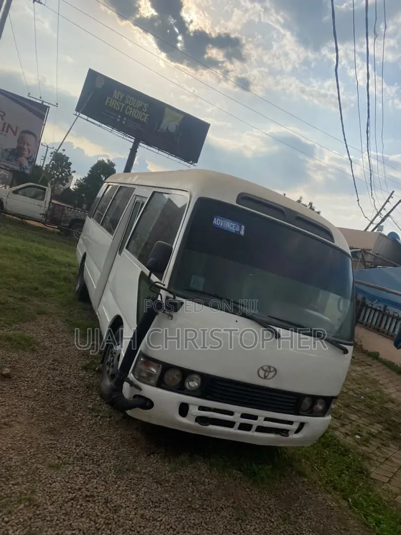Toyota Coaster 2013 White