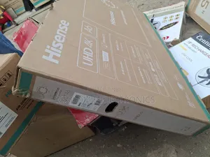 Hisense TV 55inches