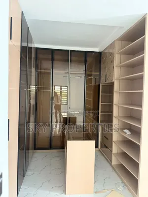4bdrm Duplex in Victoria Gardens, Ikota for rent
