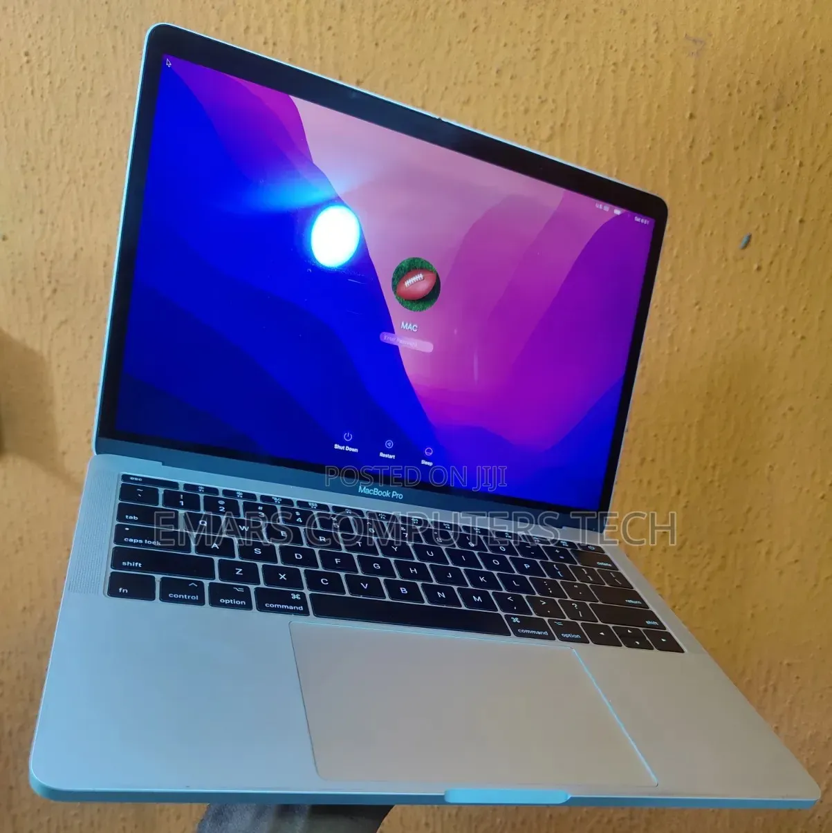 Laptop Apple MacBook Pro 2017 16GB Intel Core i5 SSD 256GB