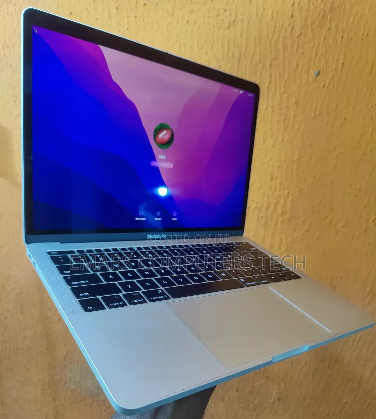 Laptop Apple MacBook Pro 2017 16GB Intel Core i5 SSD 256GB