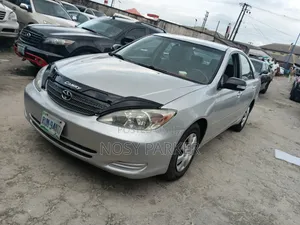 Toyota Camry 2004 Silver