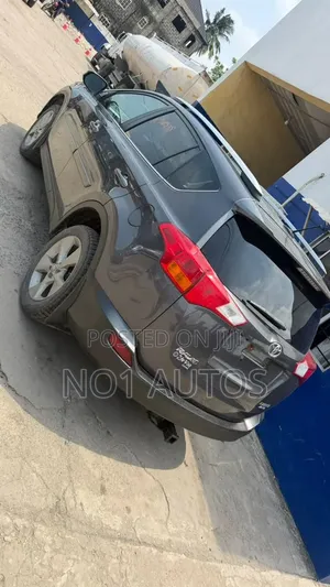 Toyota RAV4 Limited 4dr SUV AWD (2.5L 4cyl 6A) 2015 Gray