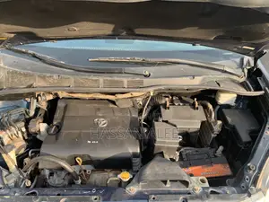Toyota Sienna XLE 8 Passenger 2011 Green