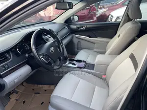 Toyota Camry XLE 4dr Sedan (2.5L 4cyl 6A) 2014 Black