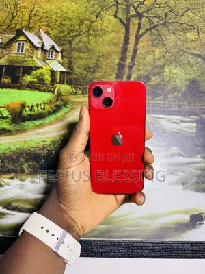 Apple iPhone 13 128 GB Red