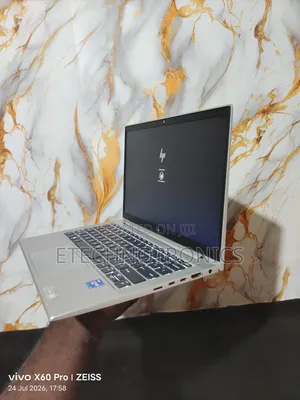 Laptop HP EliteBook 830 G8 16GB Intel Core i7 SSD 512GB