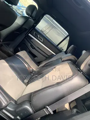 Ford Explorer 2019 Gray