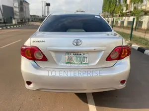 Toyota Corolla 2009 Silver