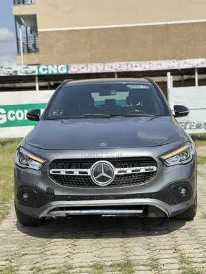 Mercedes-Benz GLA 250 2023 Gray