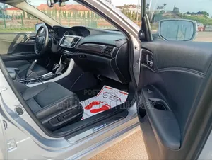 Honda Accord 2017 Silver